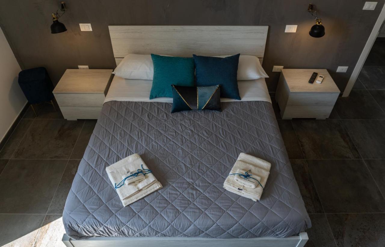 4 Balconi Rooms-elements Bed & Breakfast
