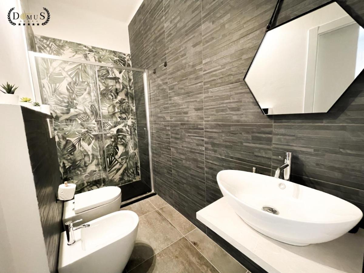 4 Balconi Rooms-elements Lecce